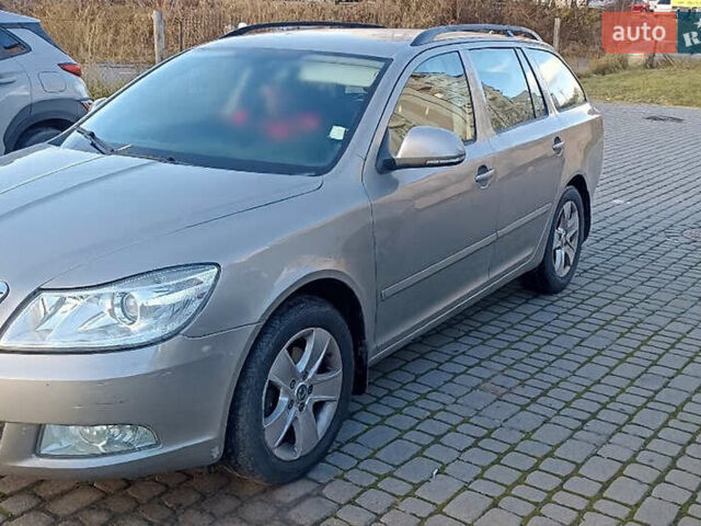 Сірий Шкода Октавія, об'ємом двигуна 1.6 л та пробігом 245 тис. км за 7000 $, фото 2 на Automoto.ua