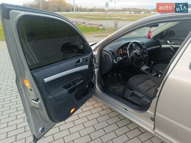 Серый Шкода Октавия, объемом двигателя 1.9 л и пробегом 290 тыс. км за 7000 $, фото 18 на Automoto.ua