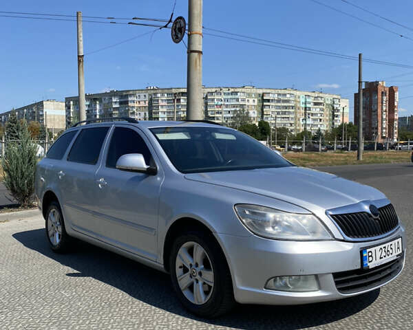 Серый Шкода Октавия, объемом двигателя 1.6 л и пробегом 340 тыс. км за 6750 $, фото 5 на Automoto.ua
