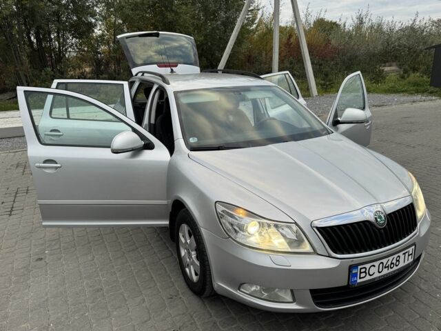 Сірий Шкода Октавія, об'ємом двигуна 2 л та пробігом 282 тис. км за 7990 $, фото 20 на Automoto.ua