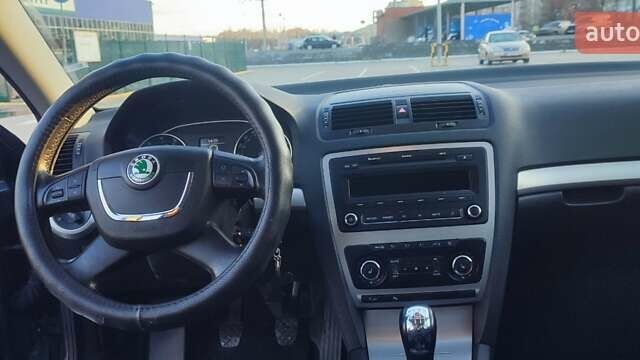 Серый Шкода Октавия, объемом двигателя 1.8 л и пробегом 200 тыс. км за 7499 $, фото 9 на Automoto.ua