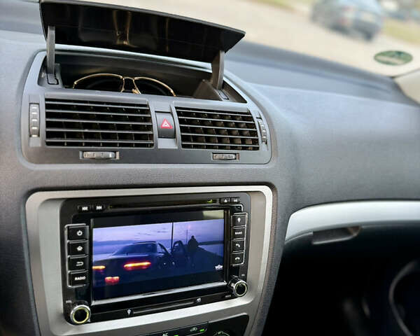 Серый Шкода Октавия, объемом двигателя 1.6 л и пробегом 210 тыс. км за 8999 $, фото 33 на Automoto.ua