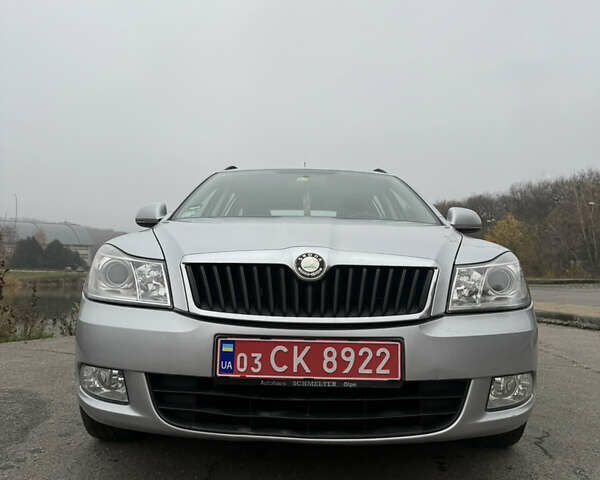 Сірий Шкода Октавія, об'ємом двигуна 1.6 л та пробігом 183 тис. км за 7500 $, фото 11 на Automoto.ua