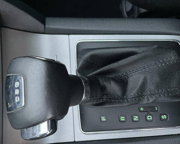 Серый Шкода Октавия, объемом двигателя 1.6 л и пробегом 167 тыс. км за 9500 $, фото 24 на Automoto.ua