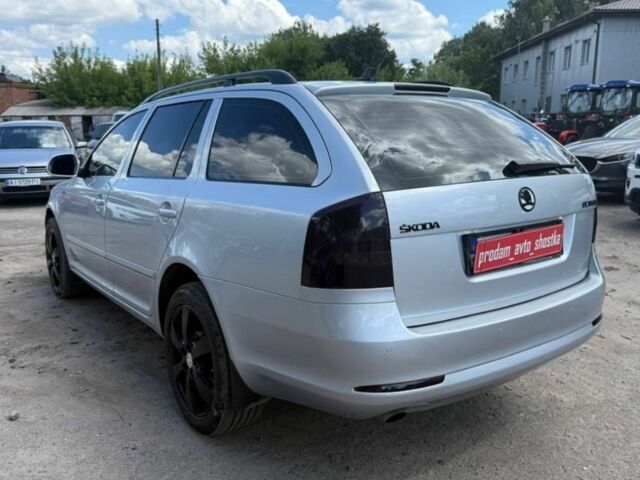 Серый Шкода Октавия, объемом двигателя 1 л и пробегом 300 тыс. км за 6999 $, фото 1 на Automoto.ua