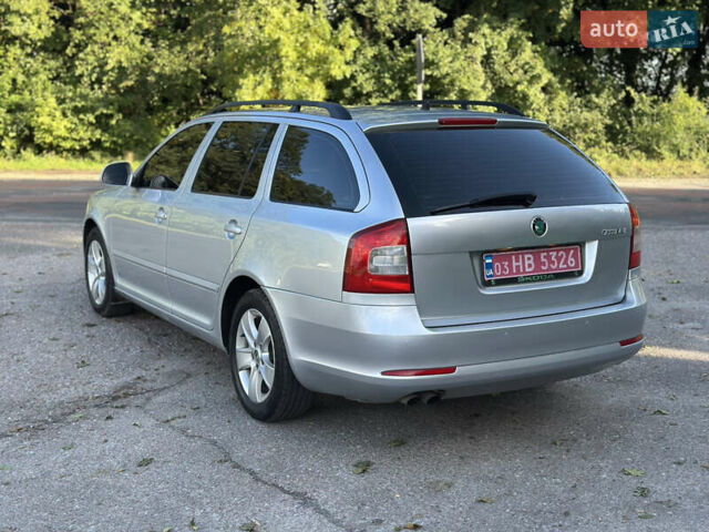 Серый Шкода Октавия, объемом двигателя 1.8 л и пробегом 243 тыс. км за 6250 $, фото 4 на Automoto.ua