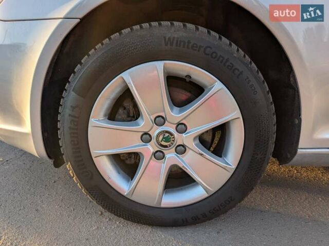 Сірий Шкода Октавія, об'ємом двигуна 1.8 л та пробігом 105 тис. км за 7850 $, фото 19 на Automoto.ua