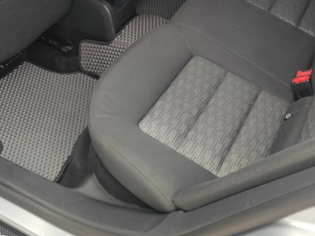 Сірий Шкода Октавія, об'ємом двигуна 1.8 л та пробігом 298 тис. км за 6500 $, фото 10 на Automoto.ua