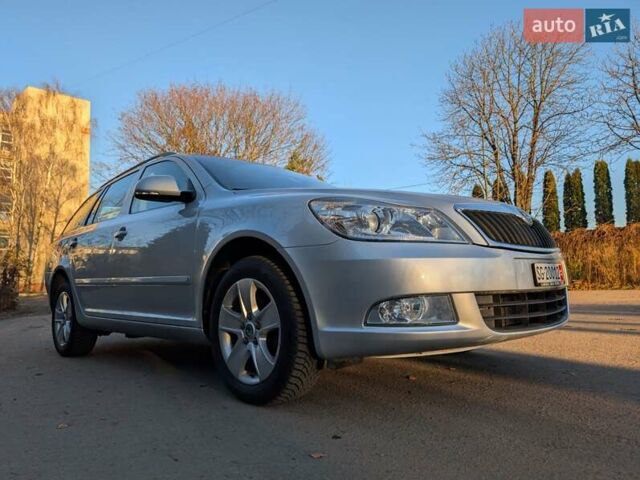 Сірий Шкода Октавія, об'ємом двигуна 1.8 л та пробігом 105 тис. км за 7850 $, фото 13 на Automoto.ua