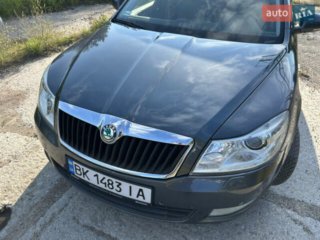 Серый Шкода Октавия, объемом двигателя 1.8 л и пробегом 221 тыс. км за 6900 $, фото 17 на Automoto.ua