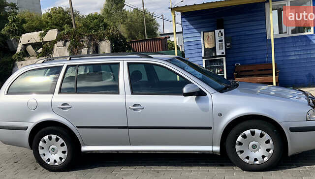 Сірий Шкода Октавія, об'ємом двигуна 1.6 л та пробігом 160 тис. км за 7300 $, фото 4 на Automoto.ua