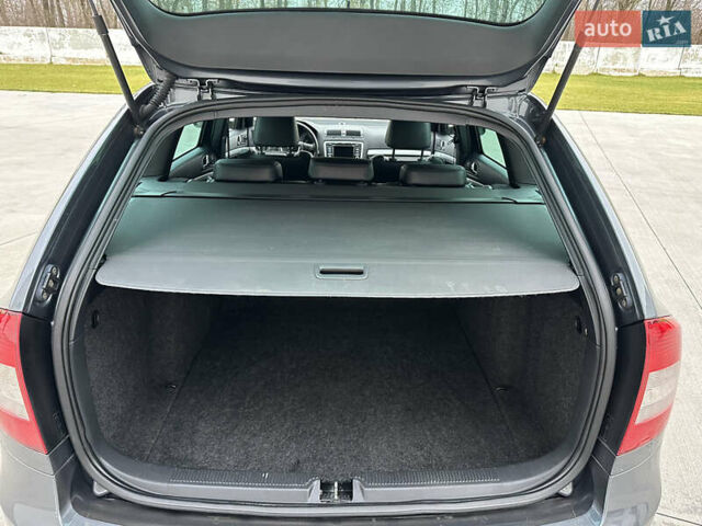 Серый Шкода Октавия, объемом двигателя 2 л и пробегом 260 тыс. км за 10500 $, фото 40 на Automoto.ua