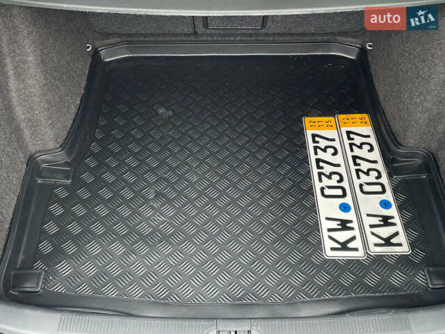 Сірий Шкода Октавія, об'ємом двигуна 1.6 л та пробігом 229 тис. км за 8999 $, фото 125 на Automoto.ua