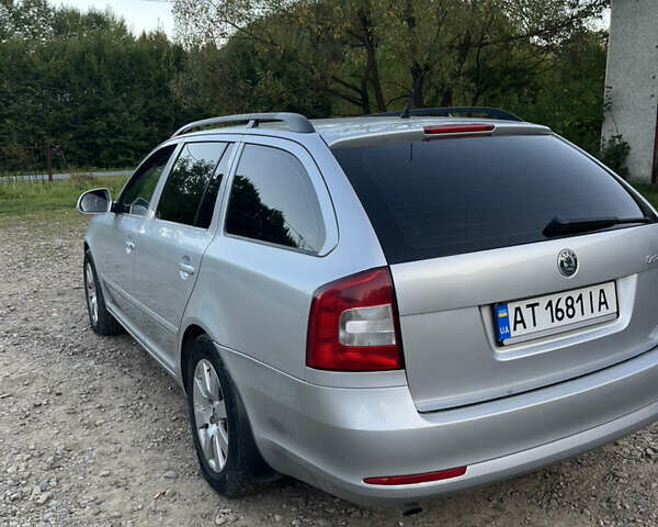 Сірий Шкода Октавія, об'ємом двигуна 1.2 л та пробігом 250 тис. км за 6500 $, фото 1 на Automoto.ua