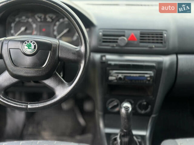 Сірий Шкода Октавія, об'ємом двигуна 1.6 л та пробігом 268 тис. км за 5400 $, фото 10 на Automoto.ua