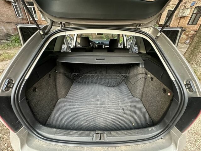 Серый Шкода Октавия, объемом двигателя 1.8 л и пробегом 221 тыс. км за 7500 $, фото 3 на Automoto.ua