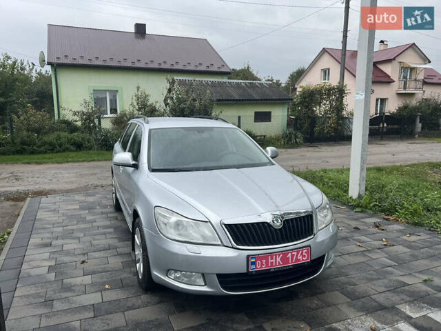 Сірий Шкода Октавія, об'ємом двигуна 1.6 л та пробігом 281 тис. км за 7800 $, фото 3 на Automoto.ua