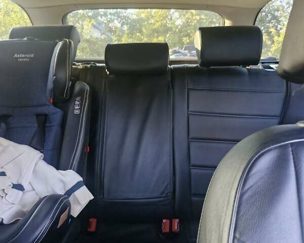 Сірий Шкода Октавія, об'ємом двигуна 1.6 л та пробігом 308 тис. км за 6900 $, фото 4 на Automoto.ua