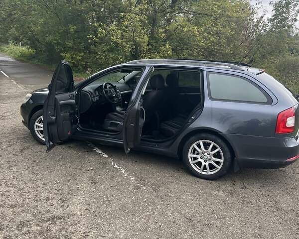 Серый Шкода Октавия, объемом двигателя 1.6 л и пробегом 293 тыс. км за 7750 $, фото 7 на Automoto.ua