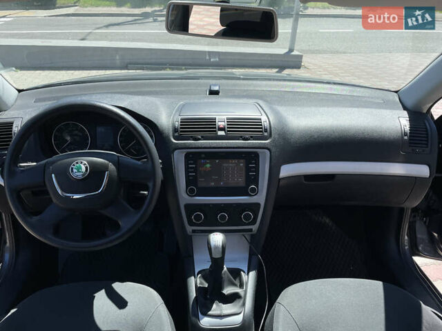 Серый Шкода Октавия, объемом двигателя 1.8 л и пробегом 182 тыс. км за 6999 $, фото 18 на Automoto.ua