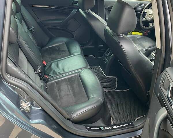 Серый Шкода Октавия, объемом двигателя 1.8 л и пробегом 255 тыс. км за 8500 $, фото 19 на Automoto.ua