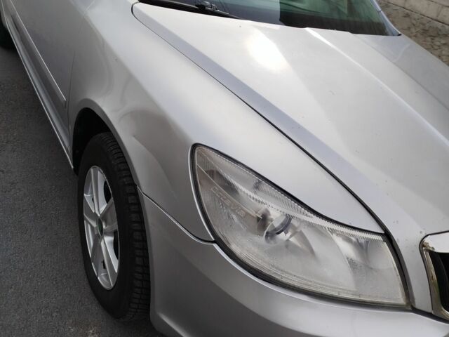 Серый Шкода Октавия, объемом двигателя 0 л и пробегом 500 тыс. км за 3250 $, фото 1 на Automoto.ua