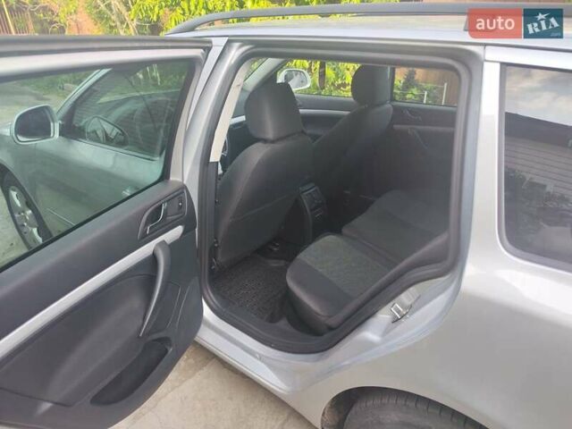 Серый Шкода Октавия, объемом двигателя 1.6 л и пробегом 200 тыс. км за 7650 $, фото 7 на Automoto.ua