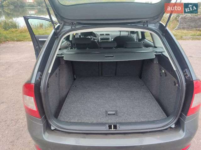 Сірий Шкода Октавія, об'ємом двигуна 1.8 л та пробігом 160 тис. км за 7700 $, фото 28 на Automoto.ua