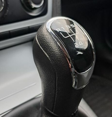 Серый Шкода Октавия, объемом двигателя 1.6 л и пробегом 133 тыс. км за 7700 $, фото 15 на Automoto.ua