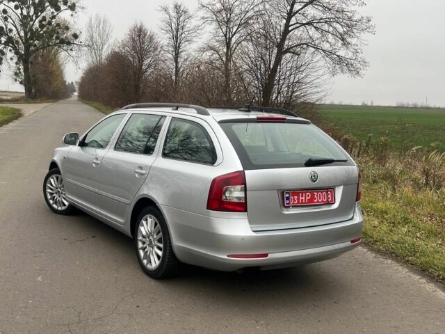 Серый Шкода Октавия, объемом двигателя 2 л и пробегом 255 тыс. км за 10700 $, фото 1 на Automoto.ua