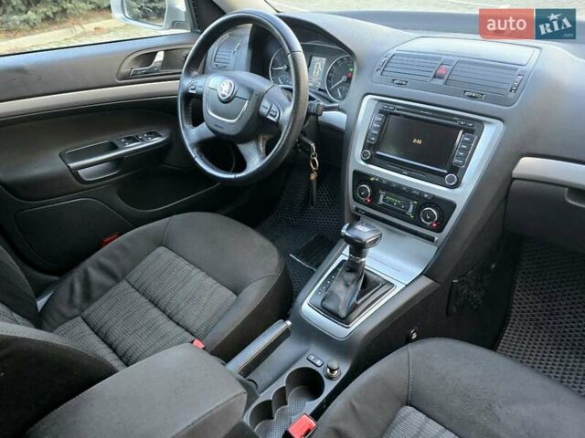 Серый Шкода Октавия, объемом двигателя 1.8 л и пробегом 226 тыс. км за 6400 $, фото 25 на Automoto.ua