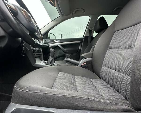 Серый Шкода Октавия, объемом двигателя 1.6 л и пробегом 251 тыс. км за 7800 $, фото 21 на Automoto.ua