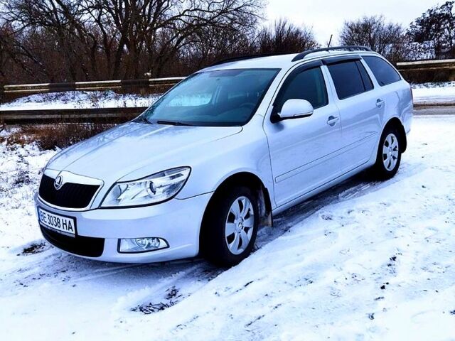 Серый Шкода Октавия, объемом двигателя 1.6 л и пробегом 230 тыс. км за 8000 $, фото 1 на Automoto.ua