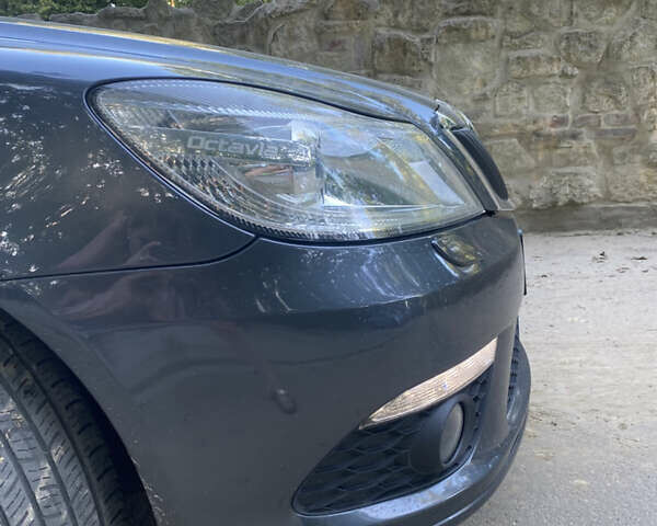 Серый Шкода Октавия, объемом двигателя 1.98 л и пробегом 190 тыс. км за 10500 $, фото 1 на Automoto.ua