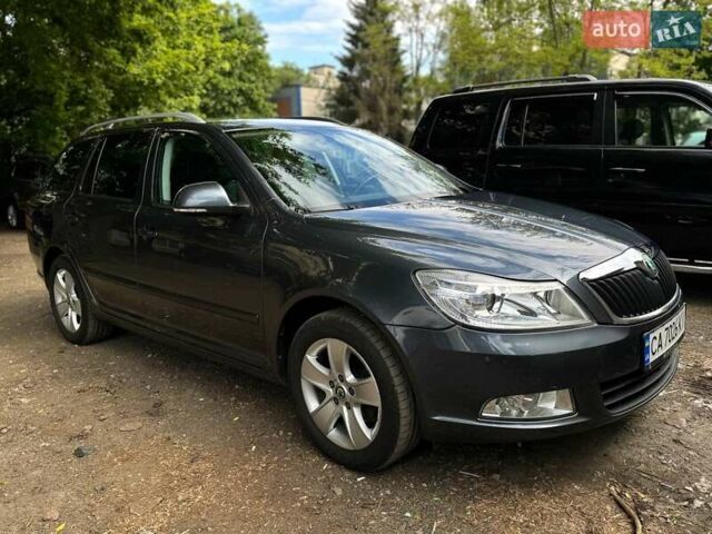 Серый Шкода Октавия, объемом двигателя 1.8 л и пробегом 192 тыс. км за 9500 $, фото 2 на Automoto.ua