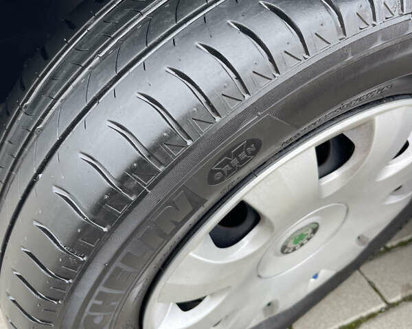 Сірий Шкода Октавія, об'ємом двигуна 1.39 л та пробігом 175 тис. км за 7900 $, фото 15 на Automoto.ua