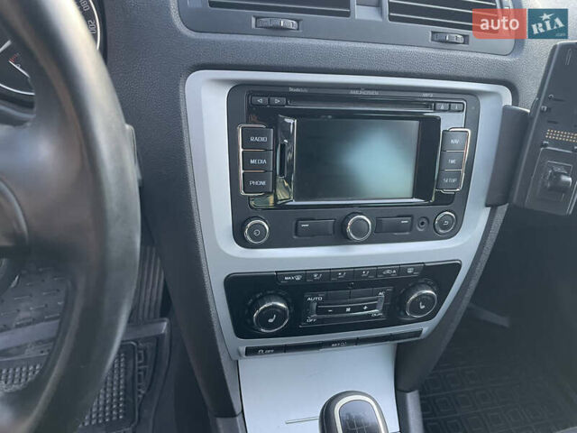 Сірий Шкода Октавія, об'ємом двигуна 1.6 л та пробігом 236 тис. км за 8800 $, фото 16 на Automoto.ua