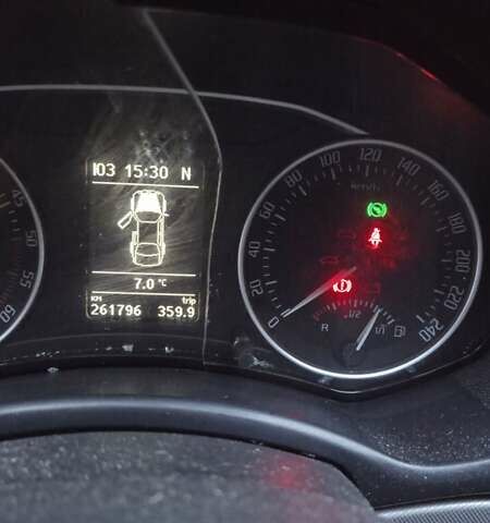 Серый Шкода Октавия, объемом двигателя 1.6 л и пробегом 261 тыс. км за 4000 $, фото 9 на Automoto.ua