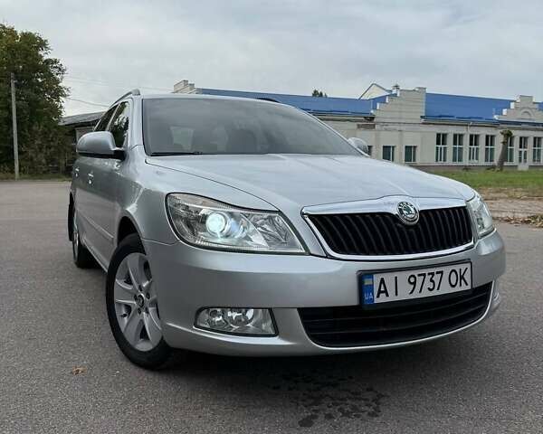 Серый Шкода Октавия, объемом двигателя 1.97 л и пробегом 226 тыс. км за 10300 $, фото 6 на Automoto.ua