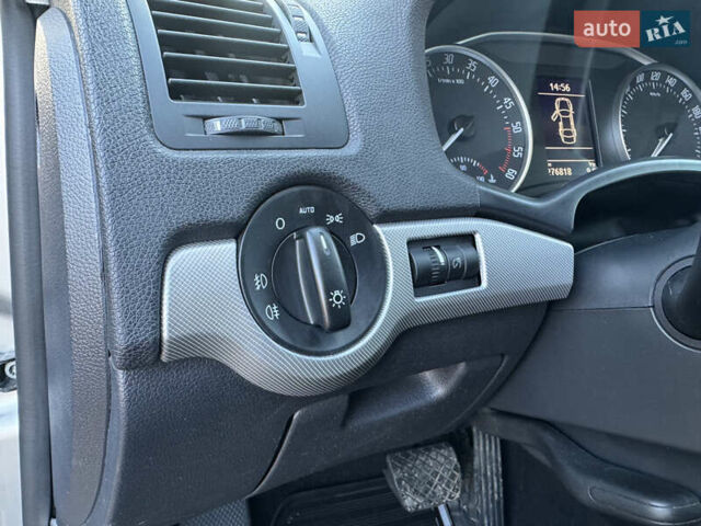 Сірий Шкода Октавія, об'ємом двигуна 2 л та пробігом 276 тис. км за 8899 $, фото 46 на Automoto.ua