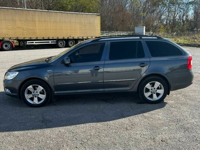 Шкода Октавія 2011 у Житомирі на Automoto.ua Сірий Шкода Октавія, об'ємом двигуна 1.8 л та пробігом 167 тис. км за 7800 $, фото 1 на Automoto.ua