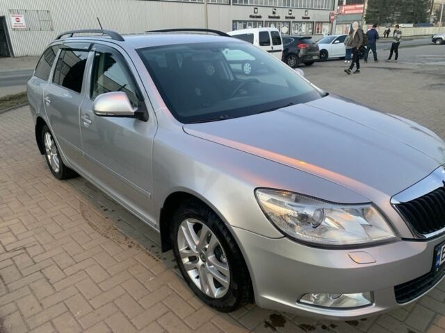 Шкода Октавия 2011 в Хмельницком на Automoto.ua Серый Шкода Октавия, объемом двигателя 1.6 л и пробегом 286 тыс. км за 8200 $, фото 2 на Automoto.ua