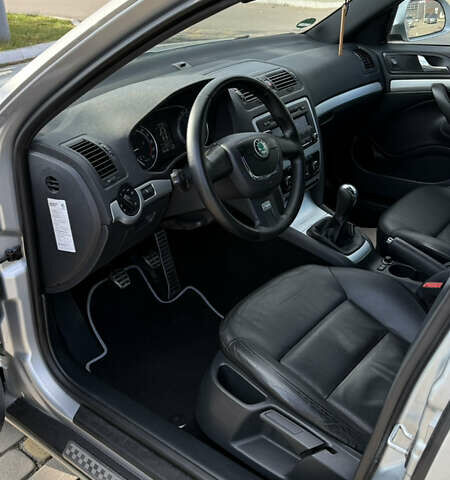 Сірий Шкода Октавія, об'ємом двигуна 1.97 л та пробігом 236 тис. км за 9700 $, фото 24 на Automoto.ua