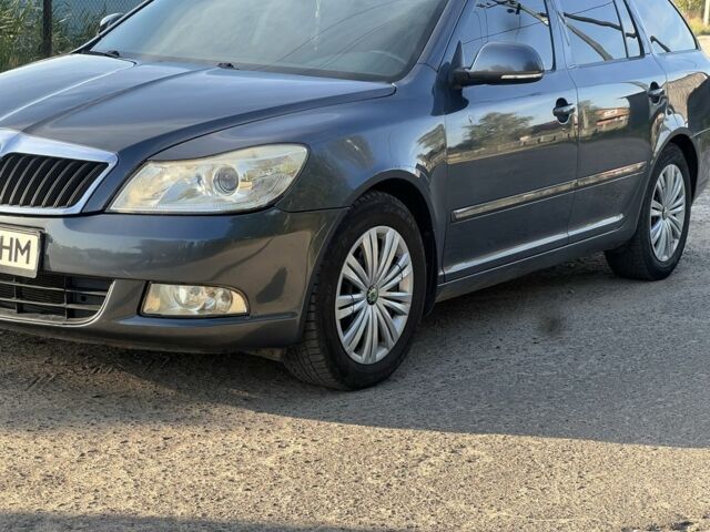 Серый Шкода Октавия, объемом двигателя 1.2 л и пробегом 272 тыс. км за 5650 $, фото 2 на Automoto.ua