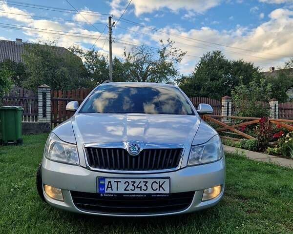Серый Шкода Октавия, объемом двигателя 1.97 л и пробегом 300 тыс. км за 8600 $, фото 2 на Automoto.ua