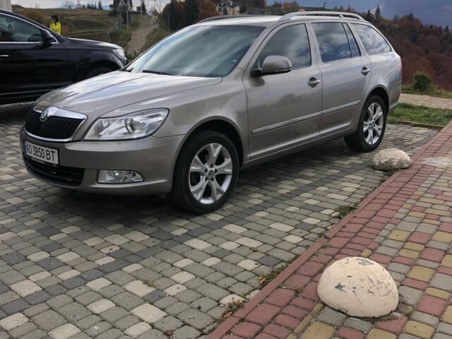 Серый Шкода Октавия, объемом двигателя 1.6 л и пробегом 275 тыс. км за 8400 $, фото 1 на Automoto.ua