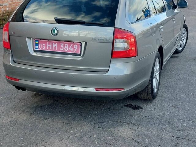 Серый Шкода Октавия, объемом двигателя 1.8 л и пробегом 240 тыс. км за 8550 $, фото 4 на Automoto.ua