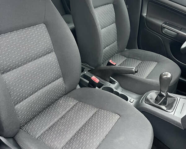 Сірий Шкода Октавія, об'ємом двигуна 1.4 л та пробігом 175 тис. км за 7000 $, фото 22 на Automoto.ua