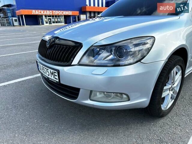 Серый Шкода Октавия, объемом двигателя 1.8 л и пробегом 234 тыс. км за 8200 $, фото 50 на Automoto.ua