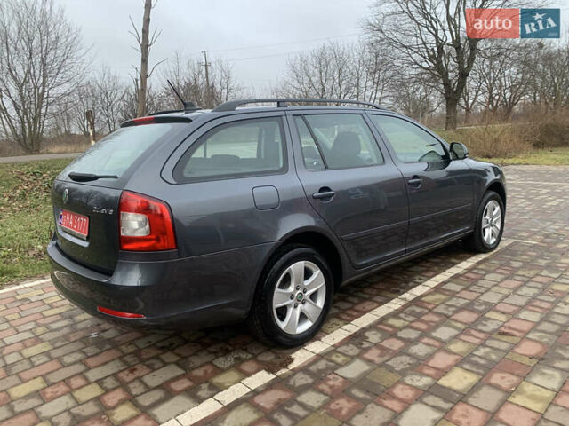 Серый Шкода Октавия, объемом двигателя 1.99 л и пробегом 225 тыс. км за 8900 $, фото 2 на Automoto.ua